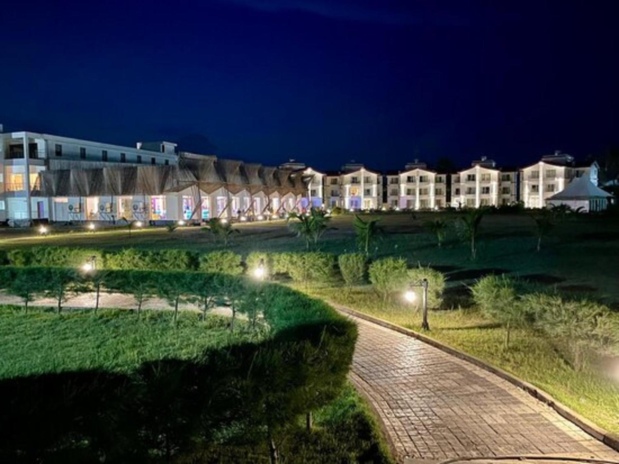 Luxury Amar Tree Resort Mandarmani Buitenkant foto